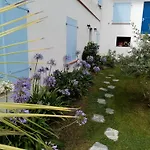 Belle Maison, Beau Quartier, Piscine, Proche Centre, 5 Βίλα