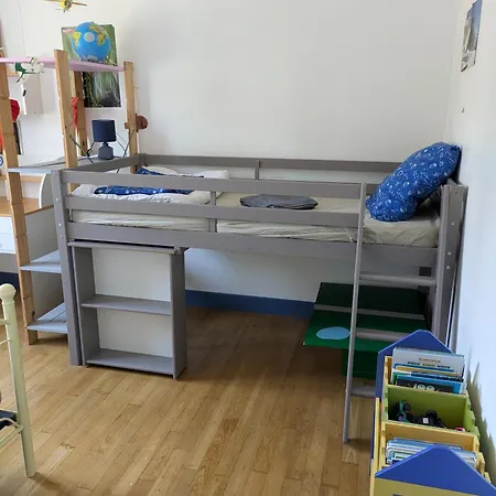 Belle Maison, Beau Quartier, Piscine, Proche Centre, 5 Villa *