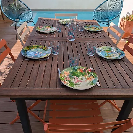 Villa Belle Maison, Beau Quartier, Piscine, Proche Centre, 5 *