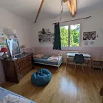Belle Maison, Beau Quartier, Piscine, Proche Centre, 5 Villa *