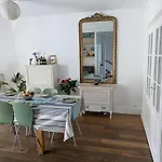 Belle Maison, Beau Quartier, Piscine, Proche Centre, 5 Villa Tolosa
